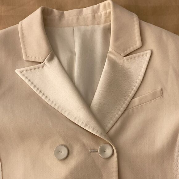 DVF Little M Double Breasted Jacket with Ribbon & Stitching detail. Size XS (0). - Picture 2 of 10